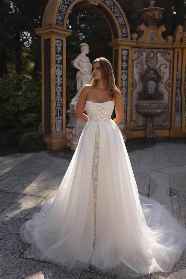 2 u 1 model vjenčanice- od sirene do A kroja