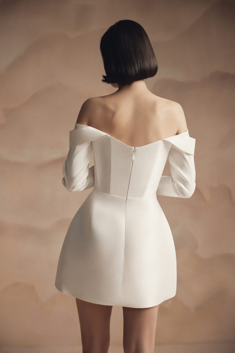 Saten haljina sa rukavima na puf