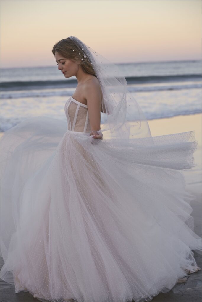 Til princeza oblik vjenčanice sa biserima