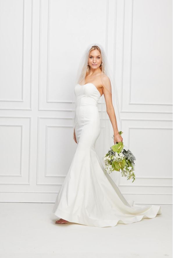 Sirena srcastog oblika od satena