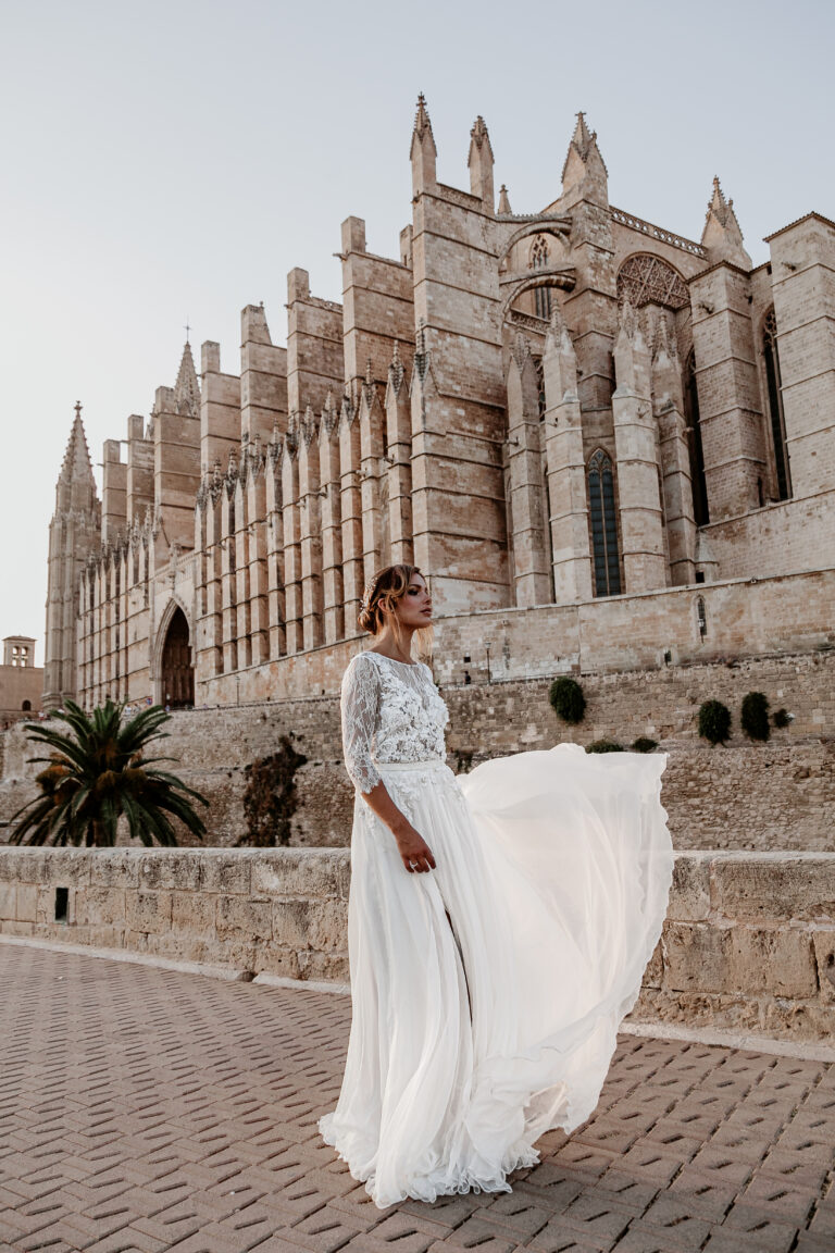 Romantična svilena vjenčanica sa šlicem